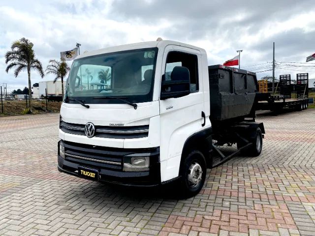 VOLKSWAGEN 6160 DELIVERY - 2020 - 4×2 - COM CAÇAMBA KABI - Foto 2