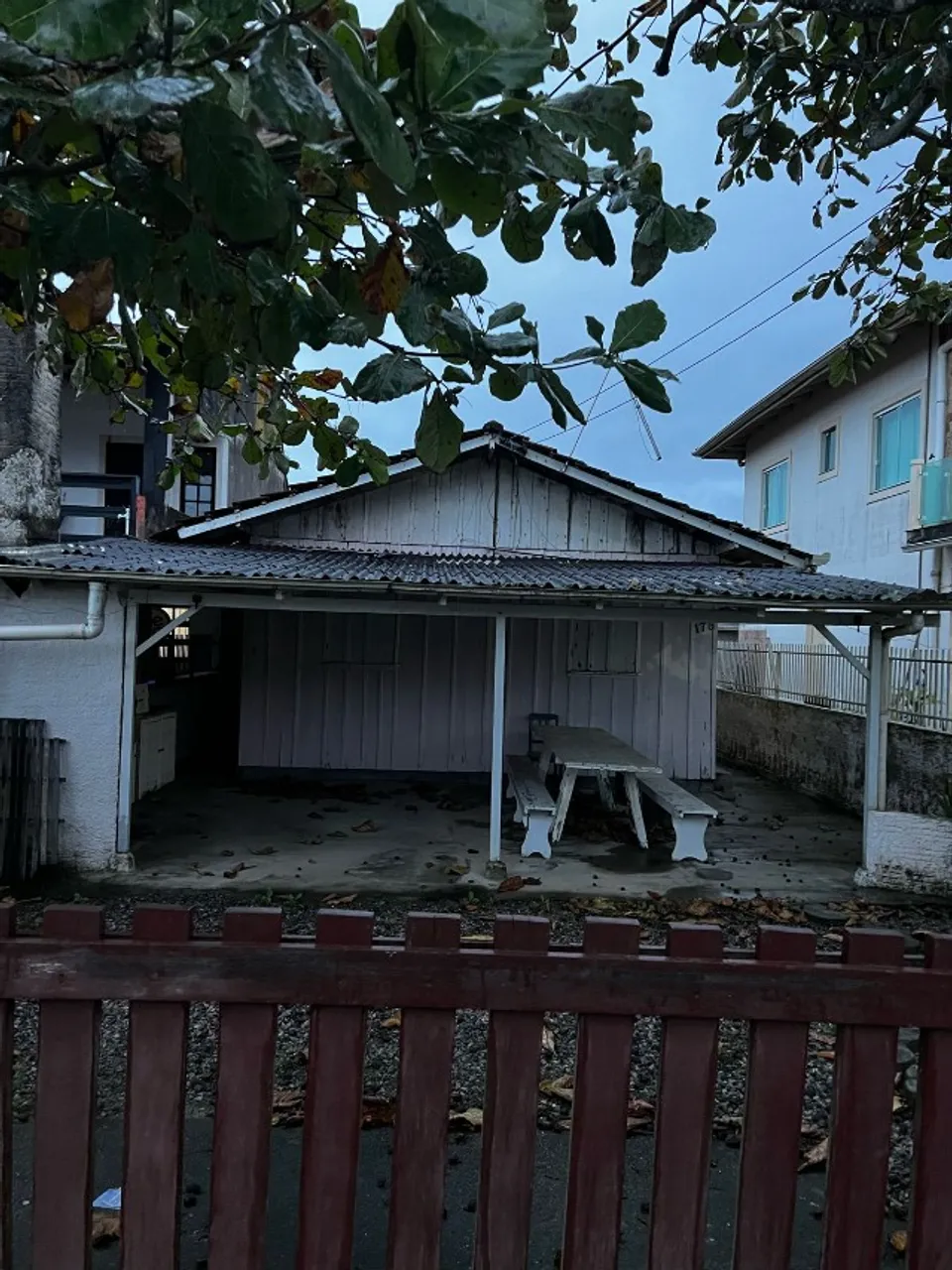 Casa de madeira para DOAÇÃO