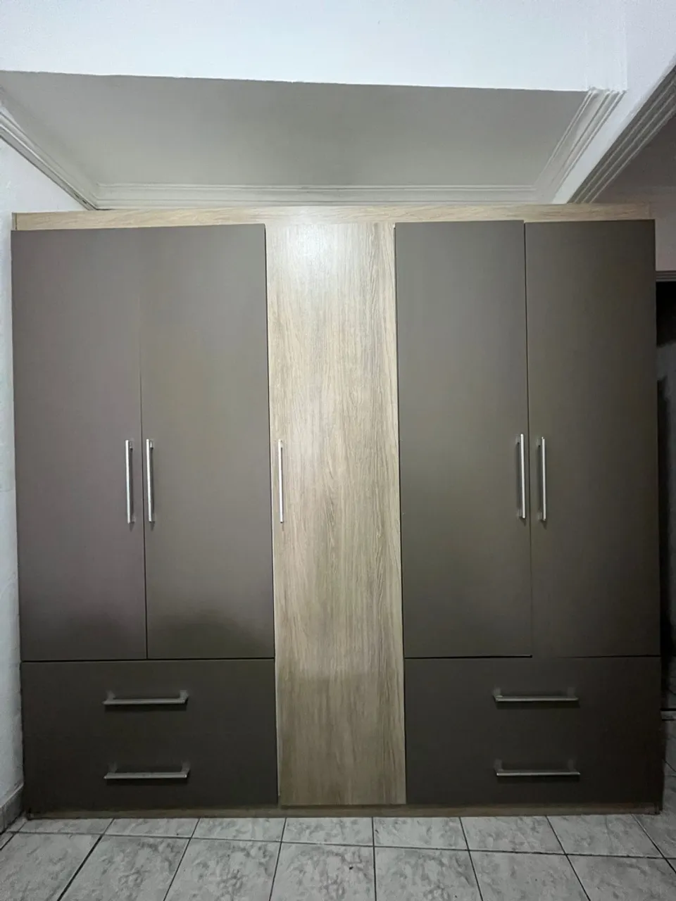 Guarda-Roupa Casal
