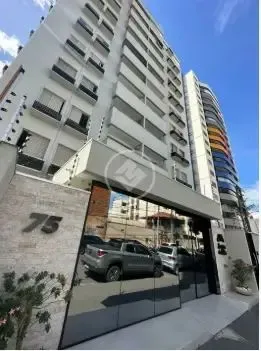 Apartamento no Edificio Angra dos Reis todo Reformando com 3 quartos sendo 01 suíte Sala c
