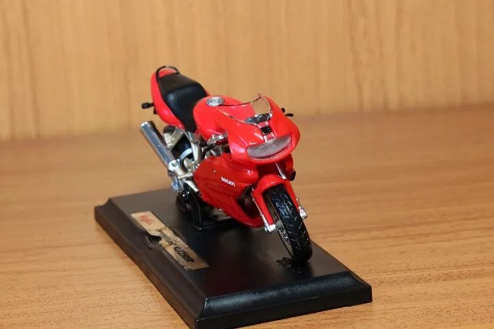 Miniatura 1:18 Moto Ducati KLX250SR - Foto 4