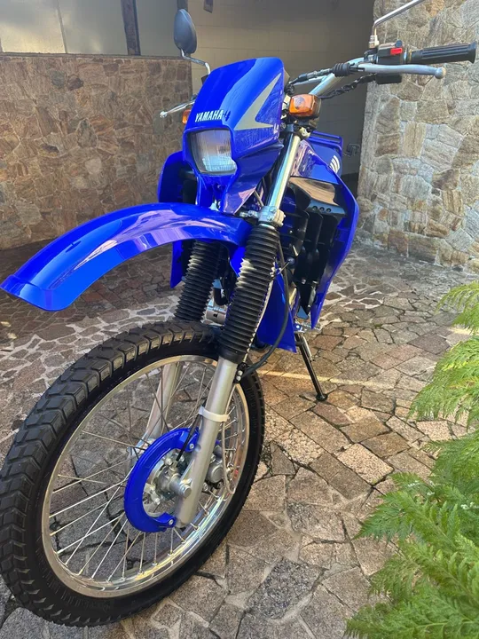 DT 200 R
