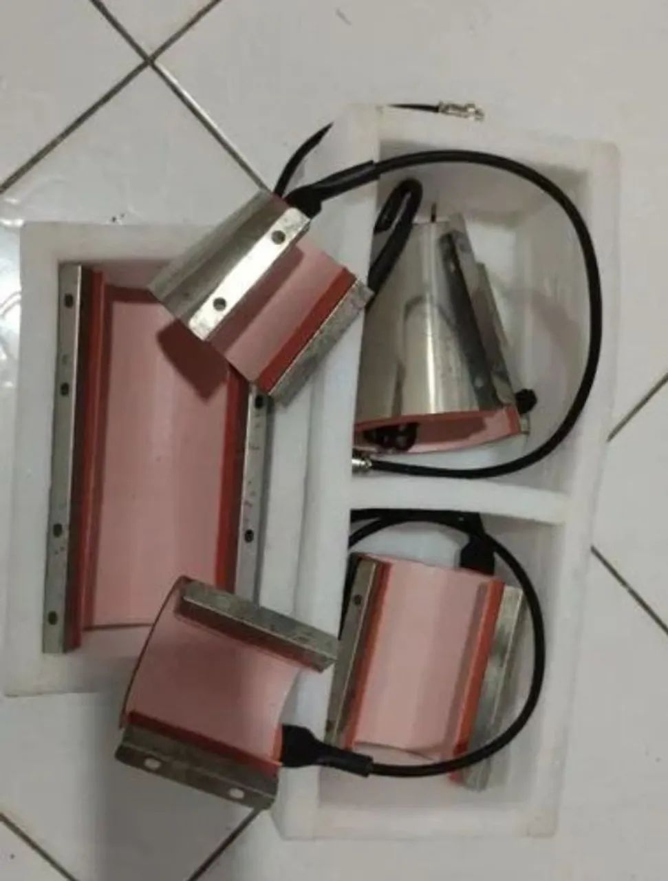 Prensa térmica 6X1 para caneca, impressora e substratos - Foto 4