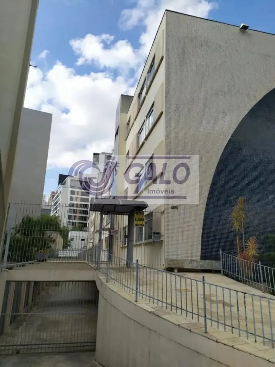 Apartamento para Locação em Curitiba, Água Verde, 3 dormitórios, 1 banheiro, 1 vaga