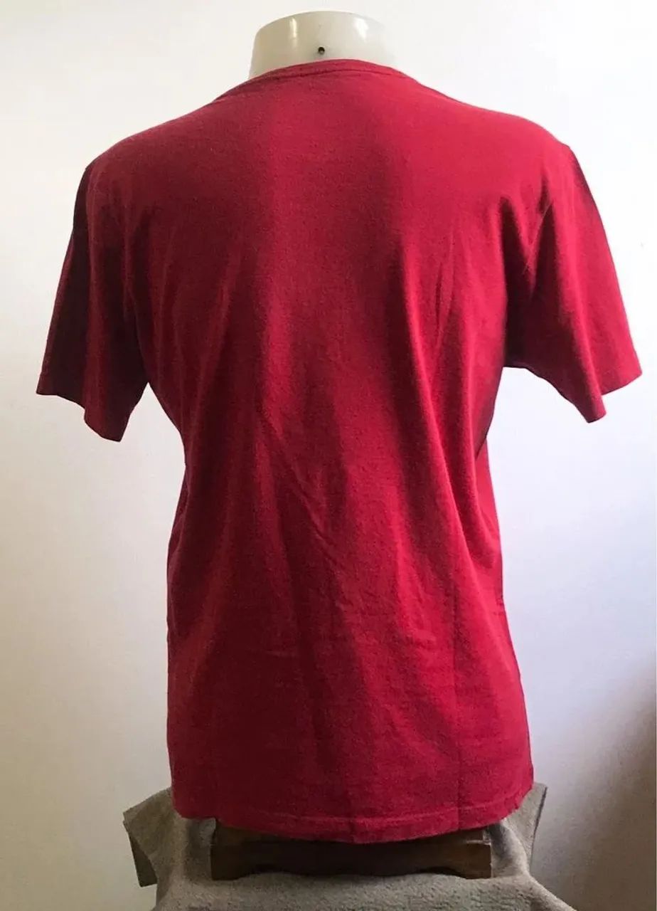 camiseta vermelha Tng Tam M - Foto 2