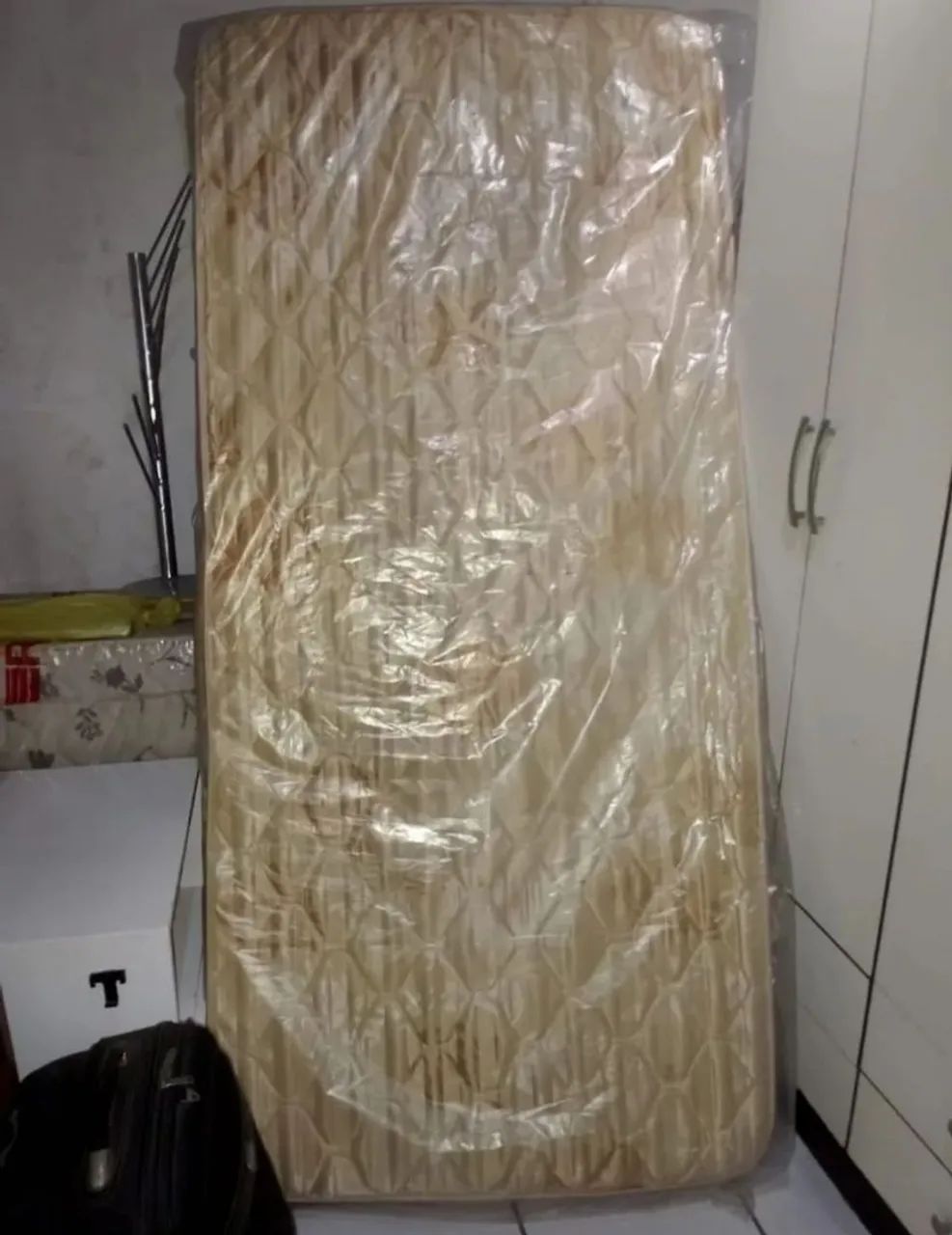 COLCHÃO DE SOLTEIRO ORTOPÉDICO 