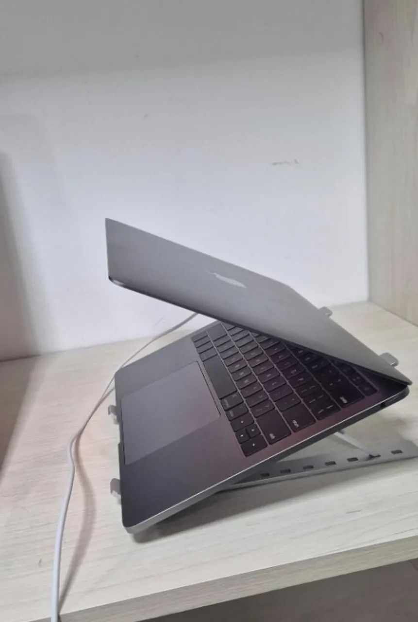 Macbook Pro 2017 Core i5 16GB Intel Iris 13.3 Polegadas