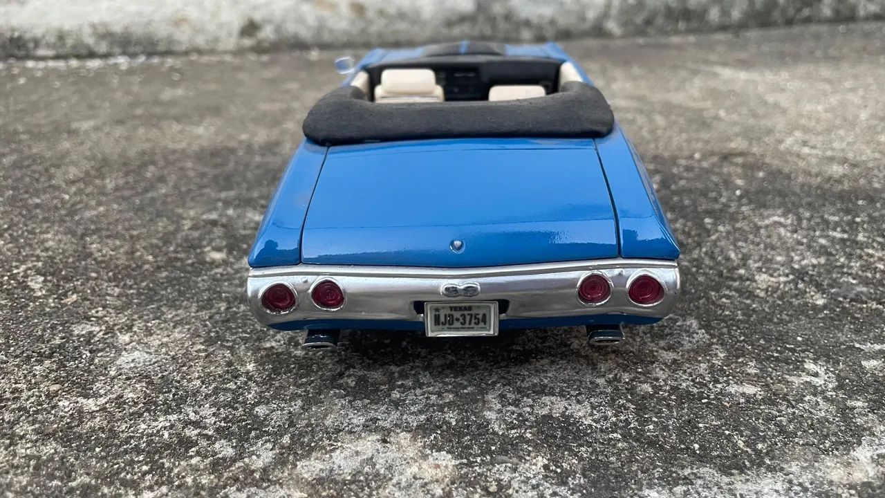 Miniatura Chevelle SS 1972 - Escala 1/18 - Foto 3