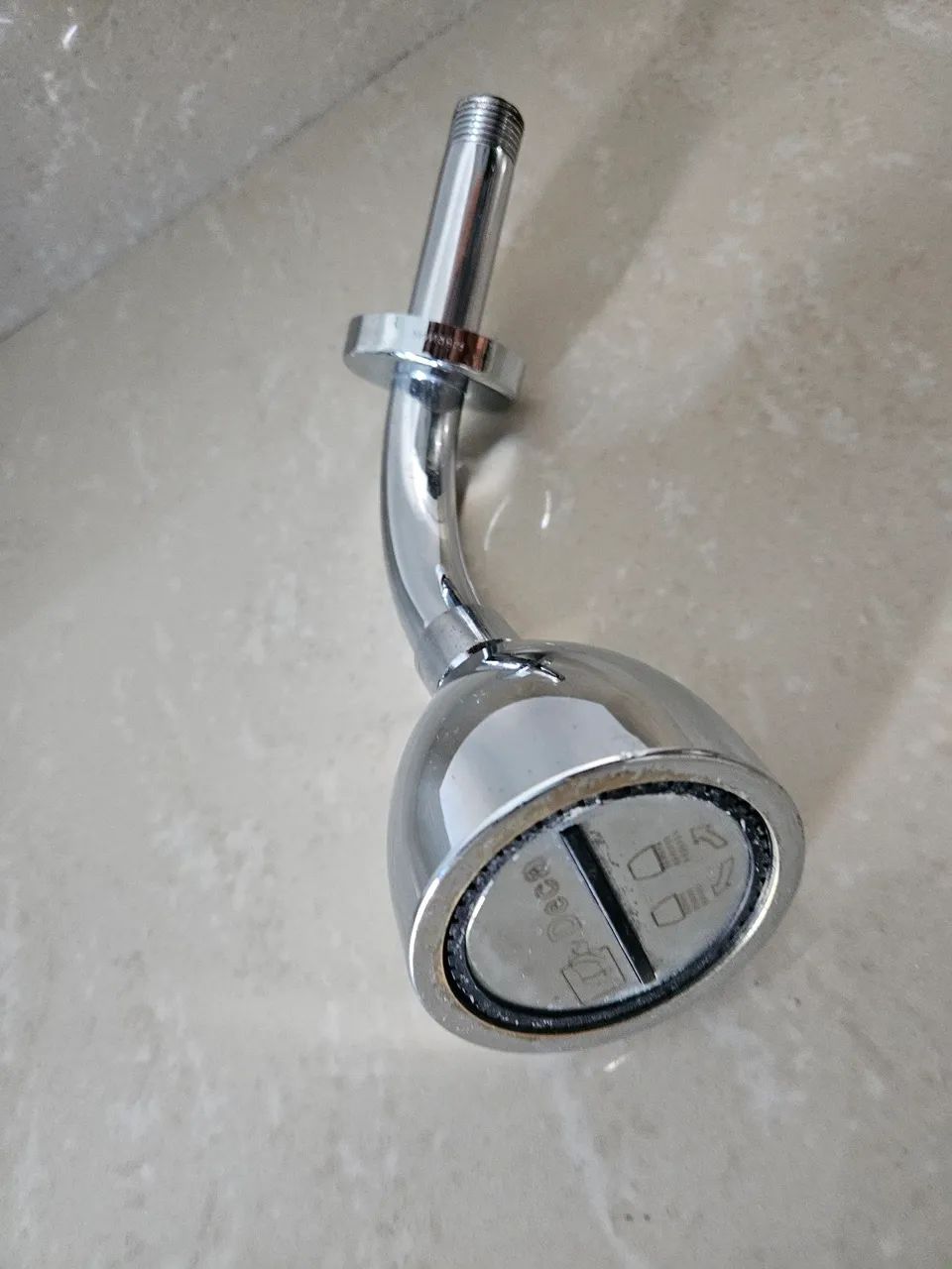 Ducha Cromada Curvada - Design Moderno - Foto 2