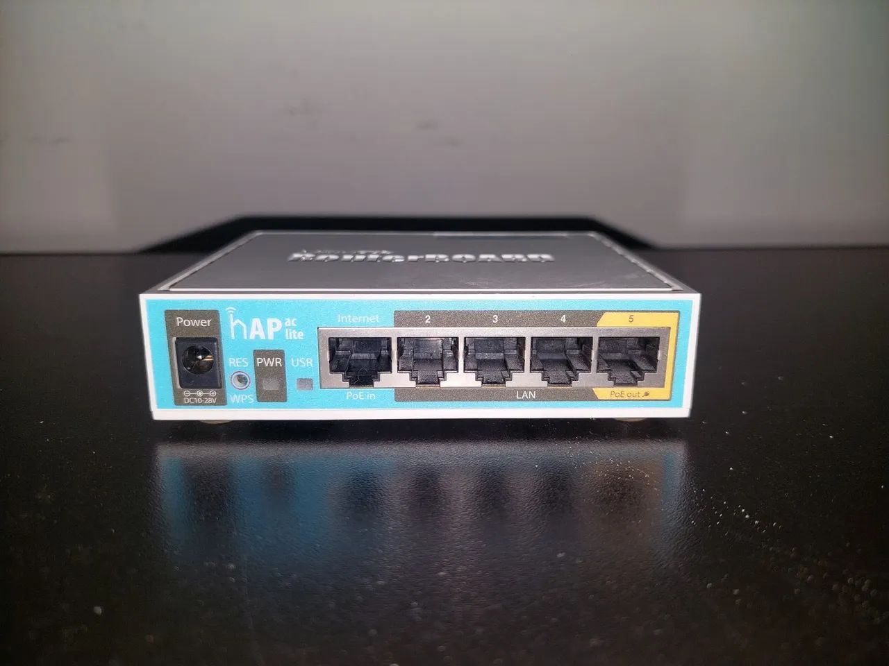 Access point indolor MikroTik RouterBoard EB952Ui-5ac2nD Azul-Branco  - Foto 4