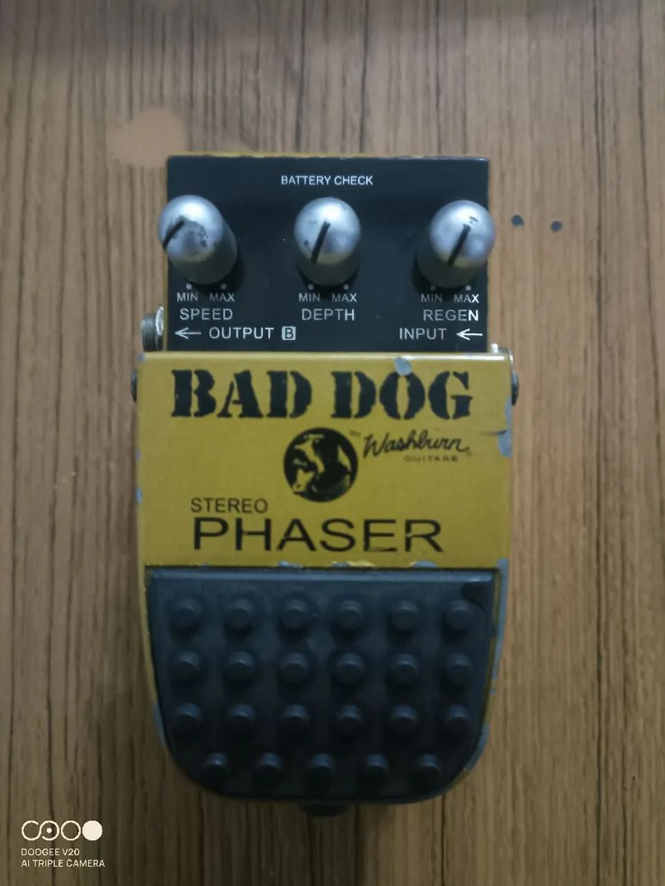 Pedal phaser Bad Dog Washburn 