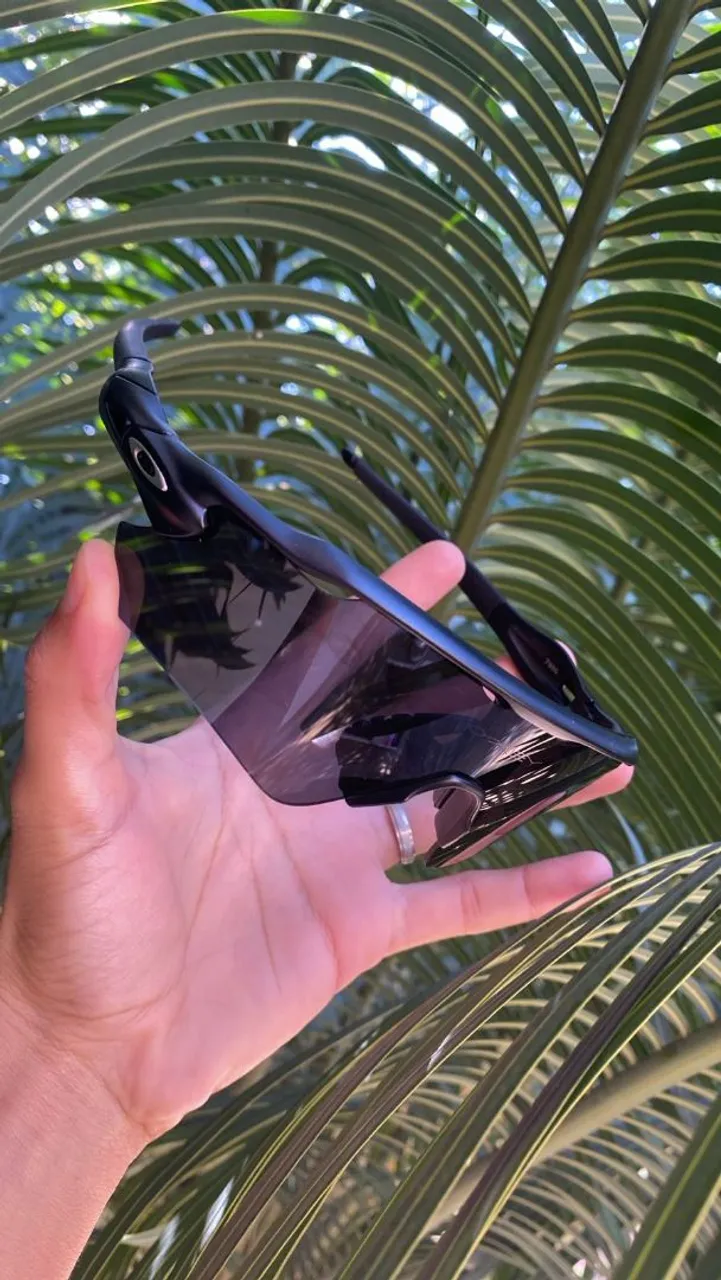 Óculos de Sol Oakley