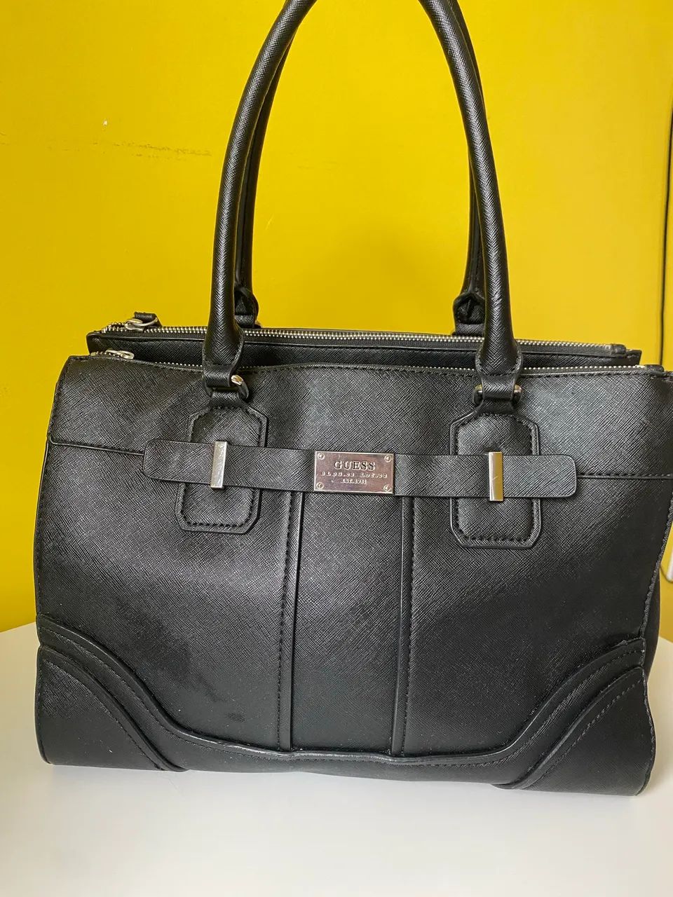 Bolsa Guess preta grande 