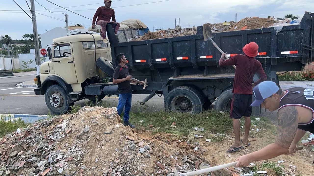 Coleta de entulho (com ou sem ajudante ) - Foto 3