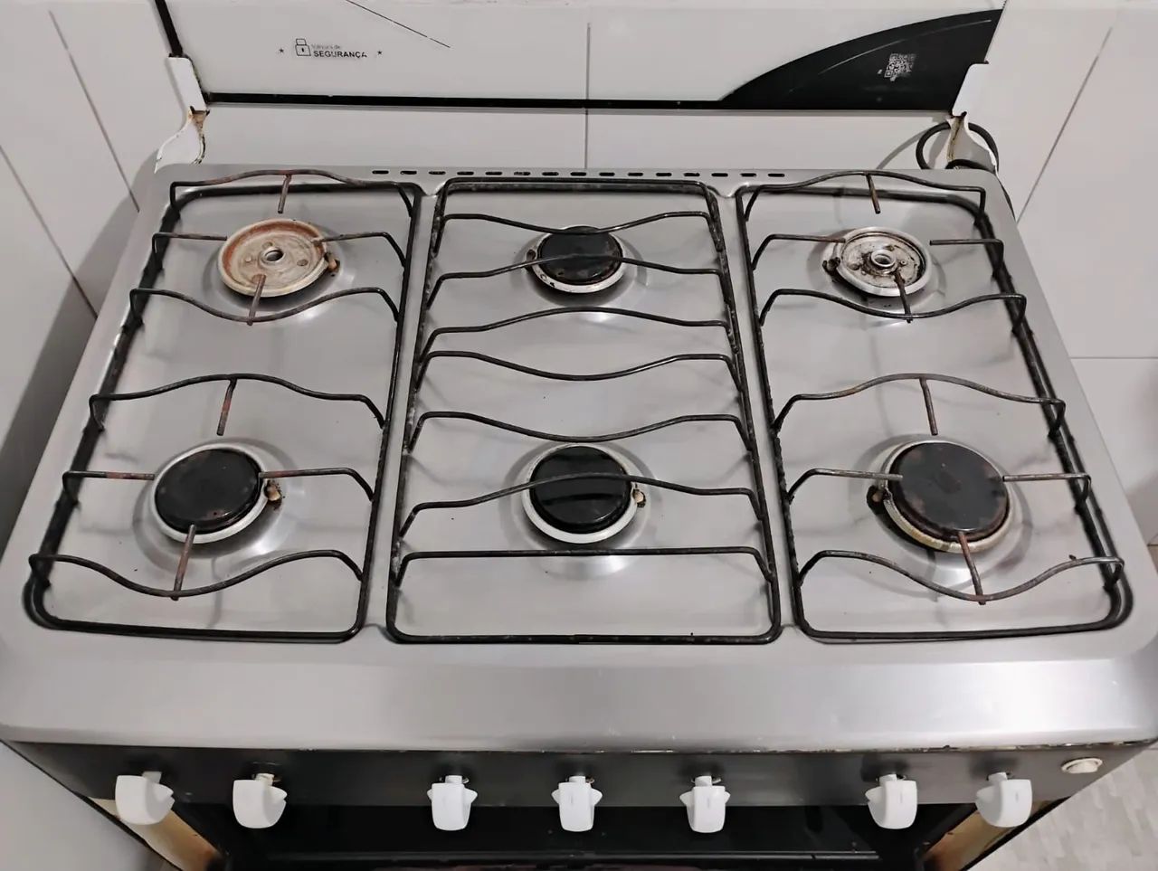 Fogão 6 Bocas com Forno - Usado - Foto 3