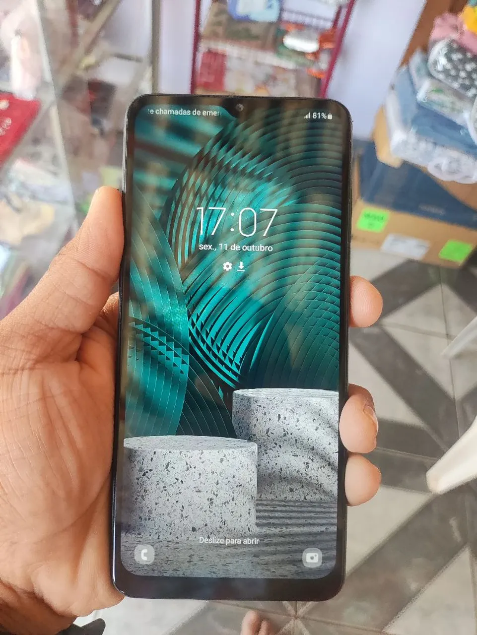 Samsung A12