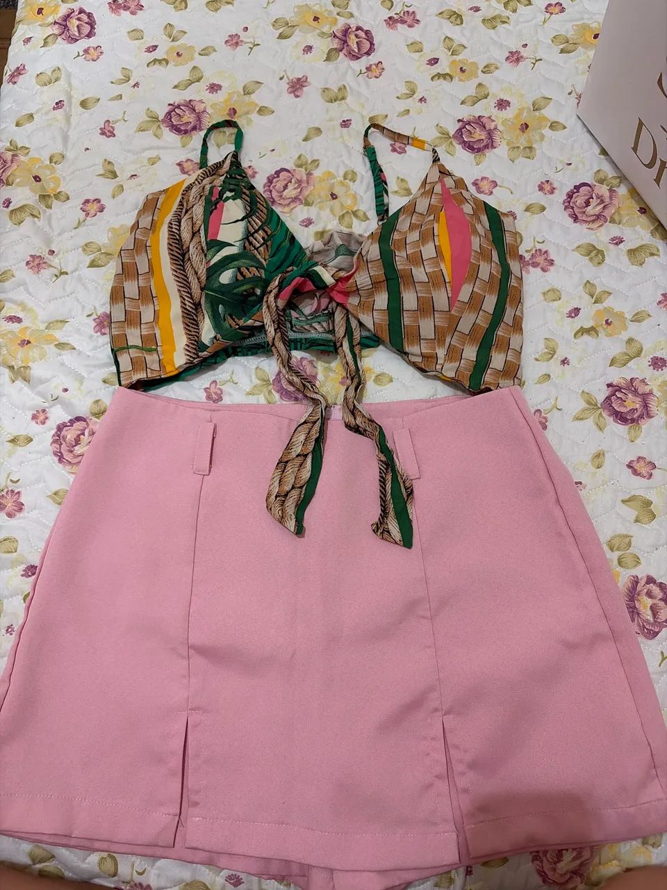 Roupas novas tamanho P e M nunca usada  - Foto 4