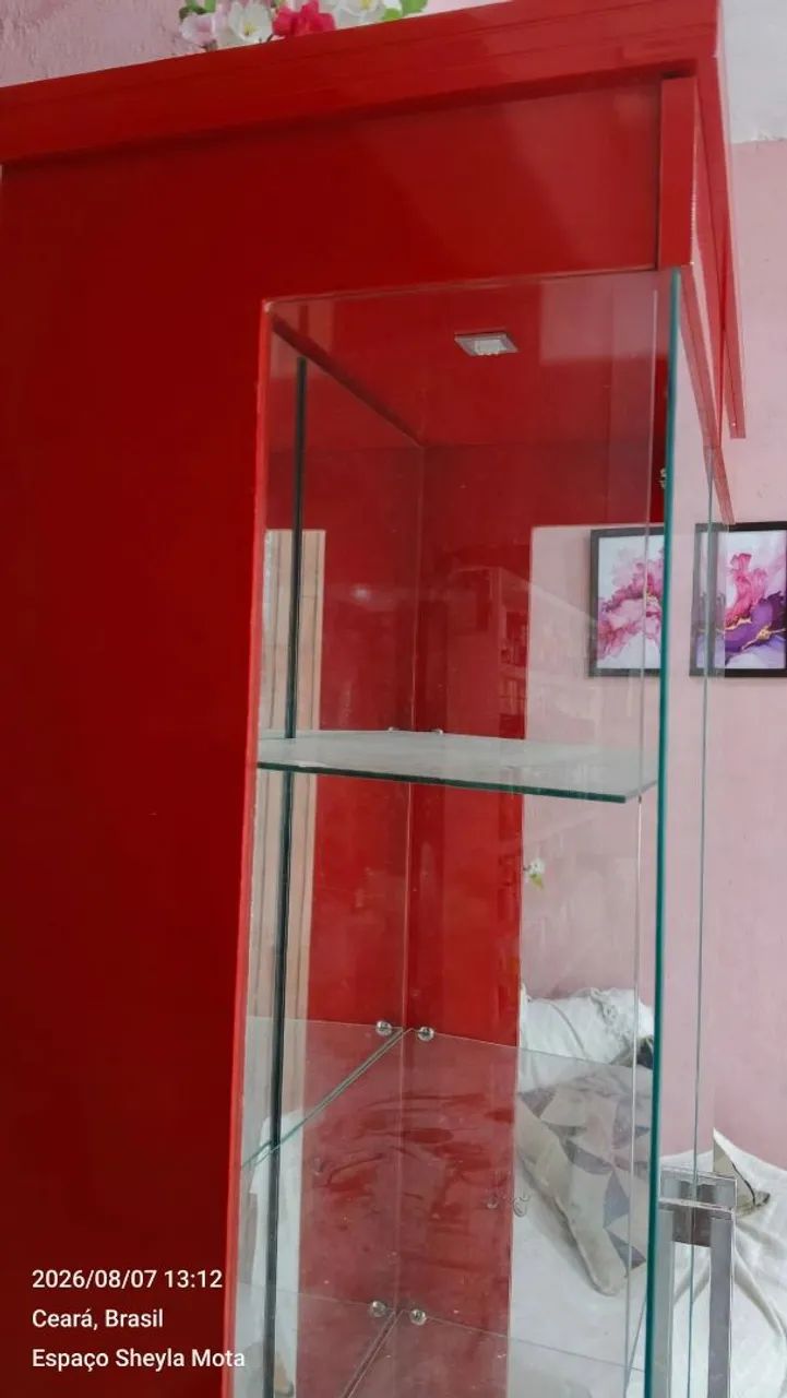 Cristaleira Vermelha - Foto 3
