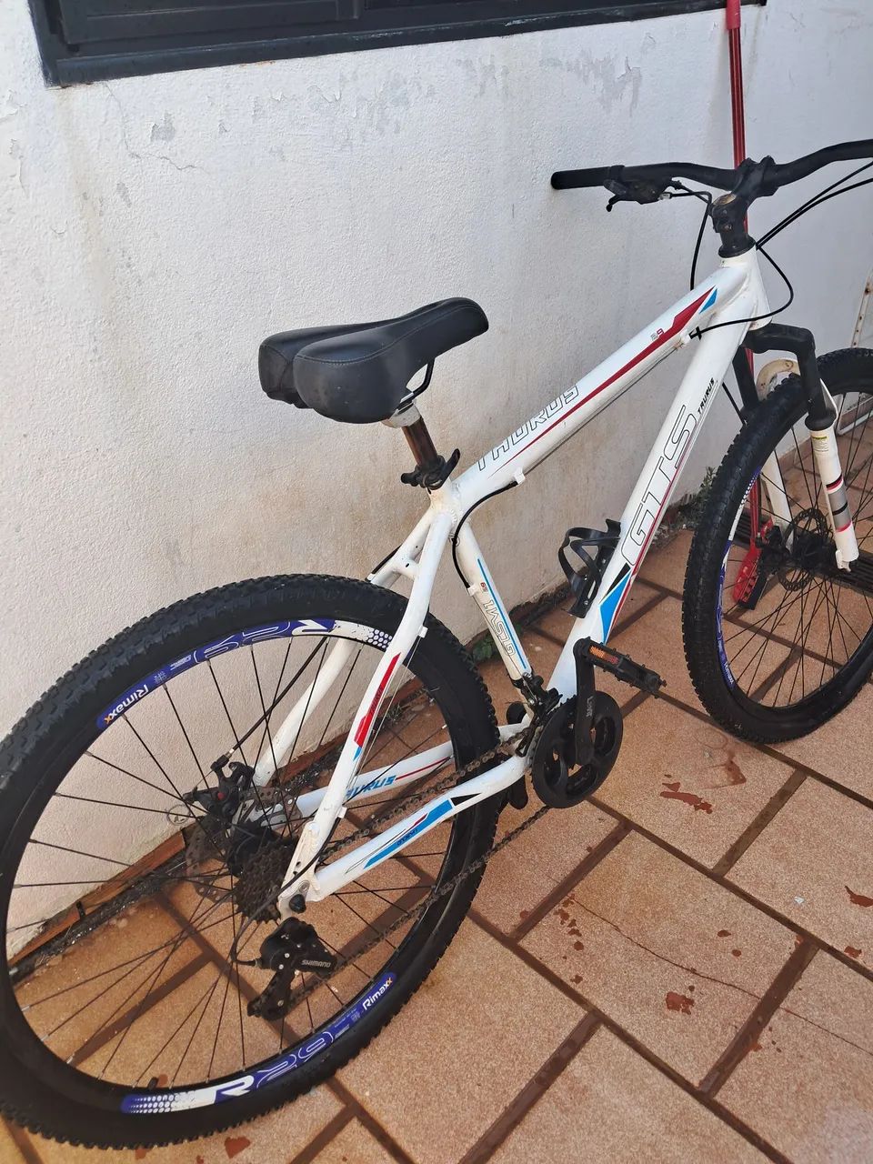 Bicicleta Taurus aro 29 - 21 marchas - Foto 2