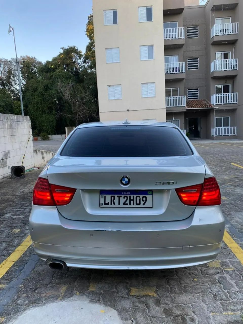 BMW 320I A 2010 - Foto 5