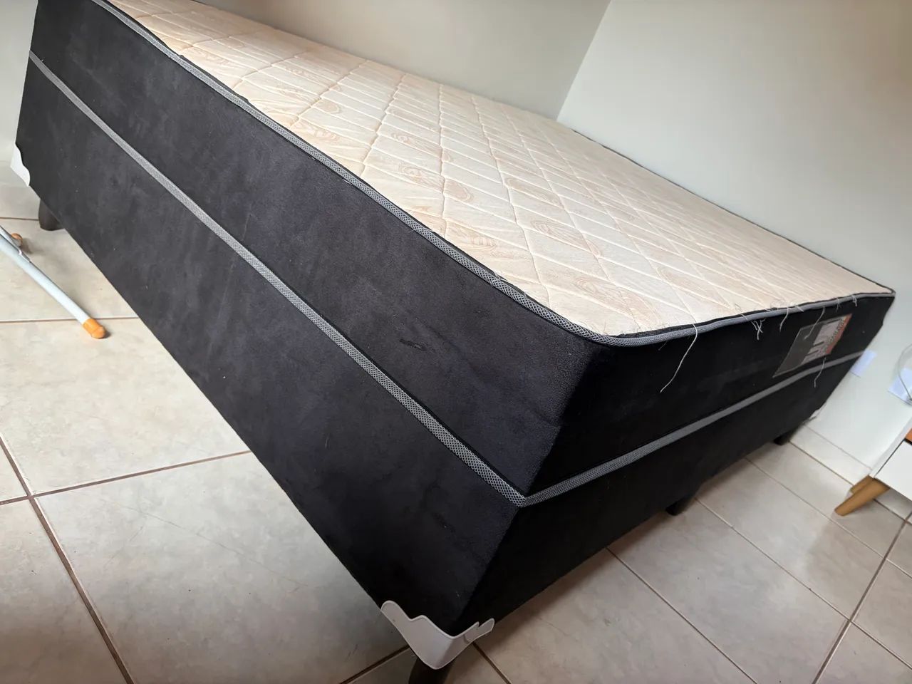 Vendo Frigobar e Cama Casal - Foto 2