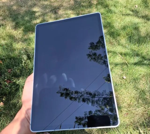 Tablet Samsung Galaxy Tab S9 FE 5G 128 GB com S Pen, capa e caixa - Foto 4