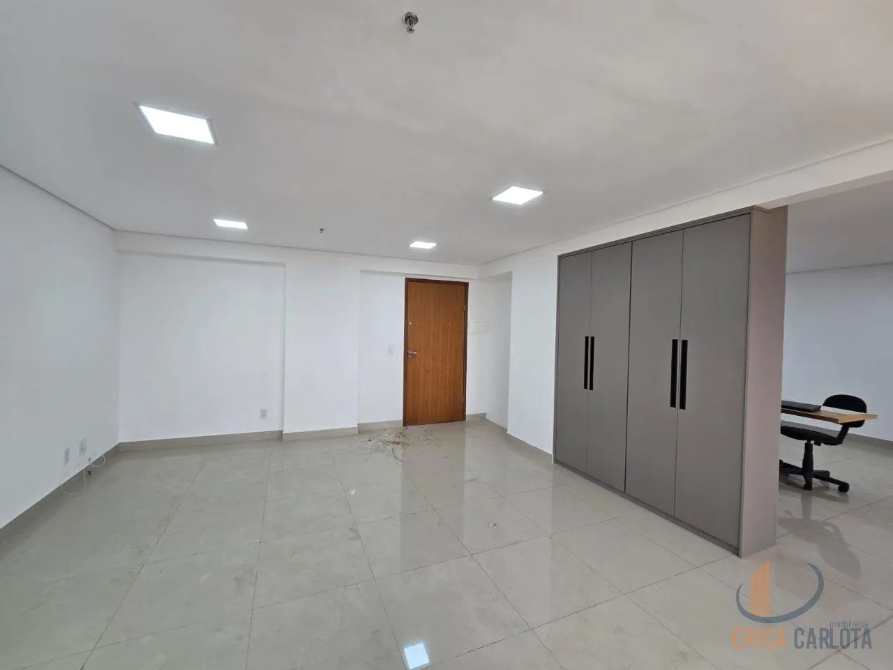 Locação - Salas/Conjuntos Edifício Central Tower com aproximadamente 60m²