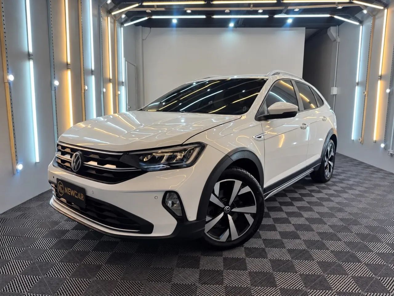 Volkswagen Nivus Highline 1.0 200 TSI Flex AUT 2024