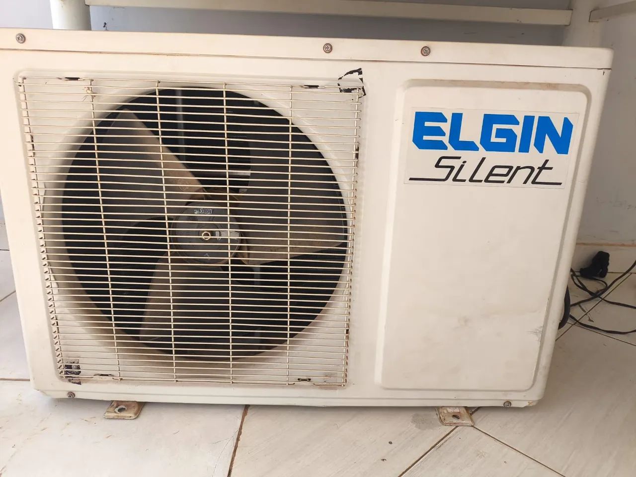 ?Ar Condicionado Split Elgin 12000 BTUs 220V - Funcionando Perfeitamente - Foto 5