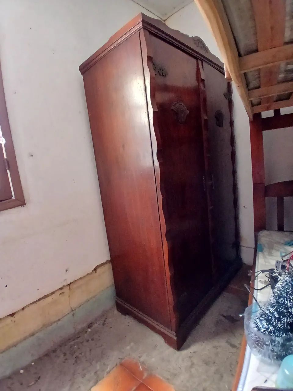 Guarda roupa antigo duas portas - Foto 5