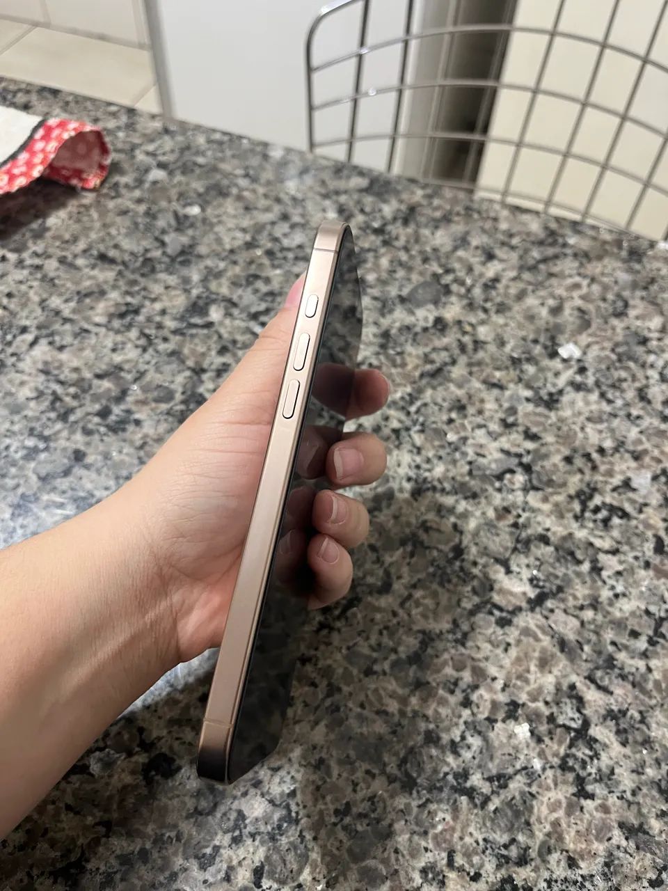 iPhone 16 pro max semi novo - Foto 5
