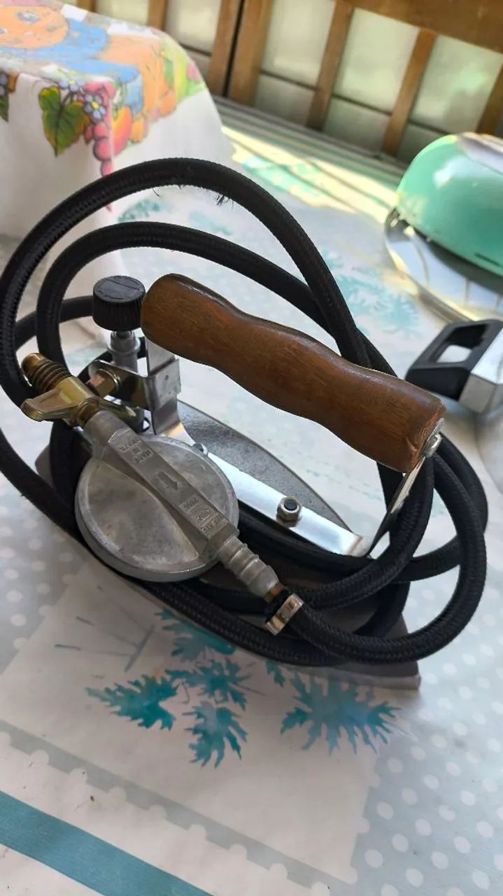 Ferro de passar roupa a gás  - Foto 2