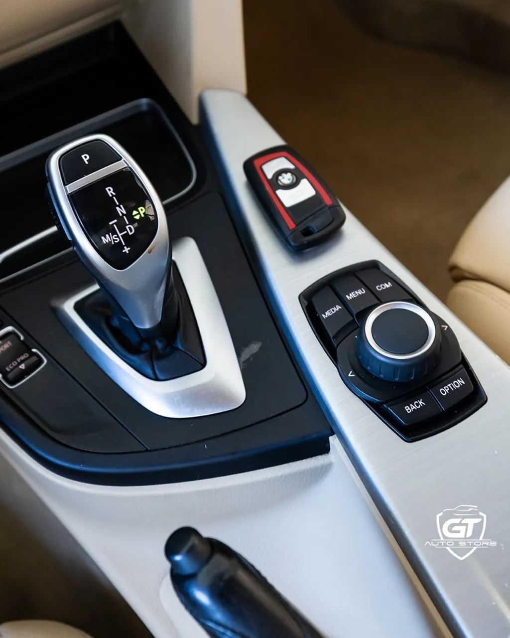 BMW 320I 320i 2018 - Foto 3