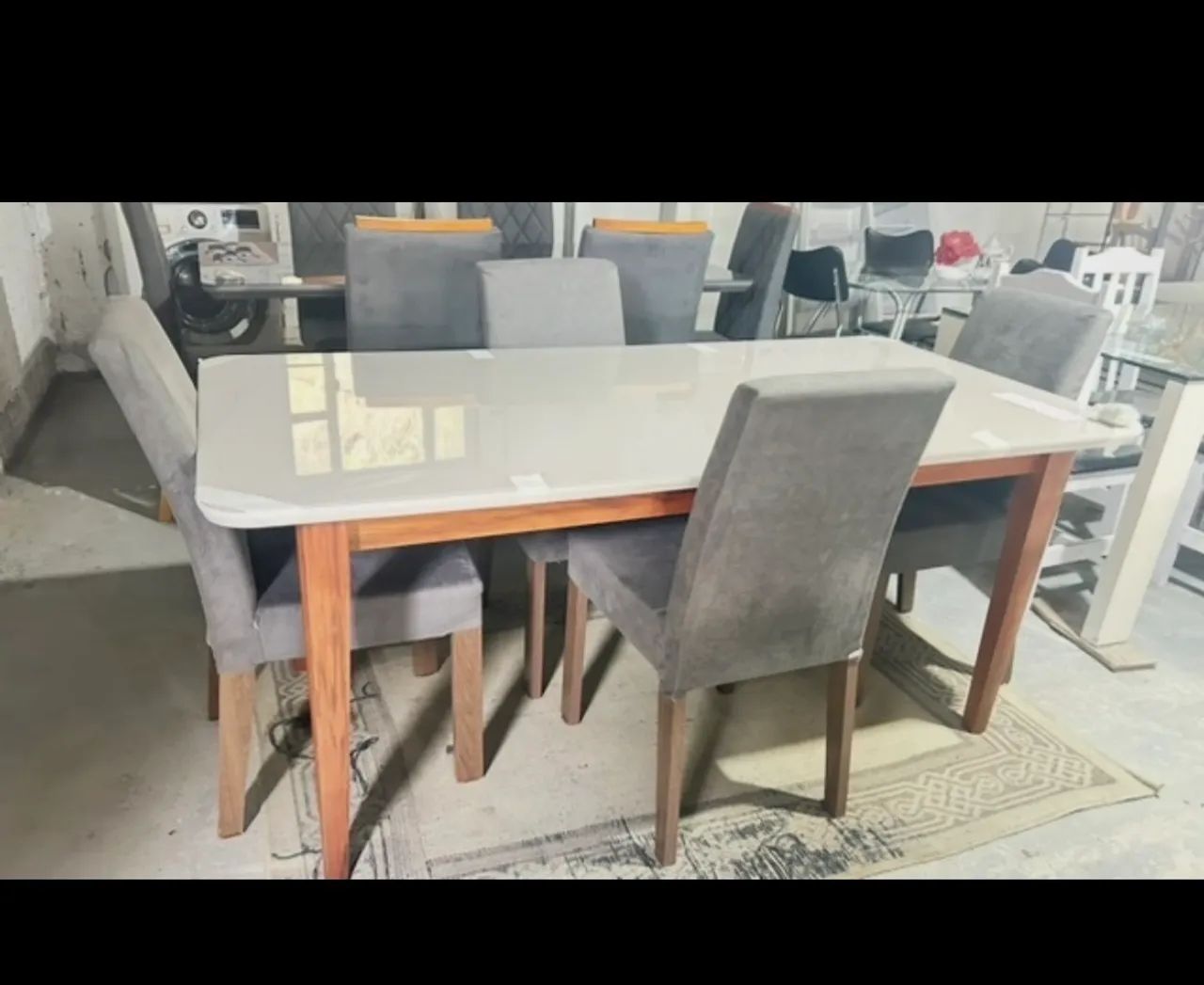 Mesa de jantar 6 lugares com tampo em MDF  - Foto 3