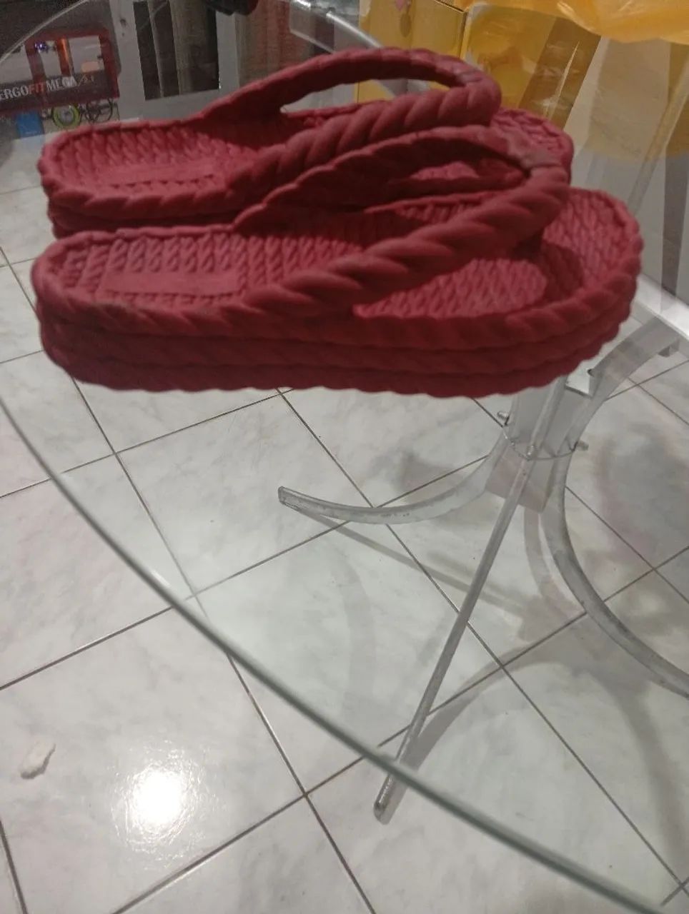 vendo sandália nuvem ? no preço 30 - Foto 2