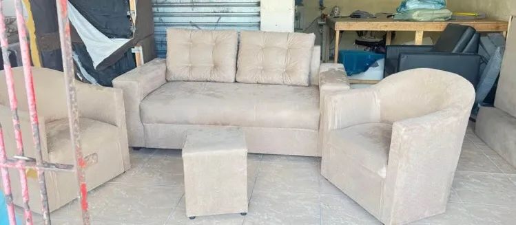 Conjunto Sofá 1.75+ 2 poltronas em U - Foto 2