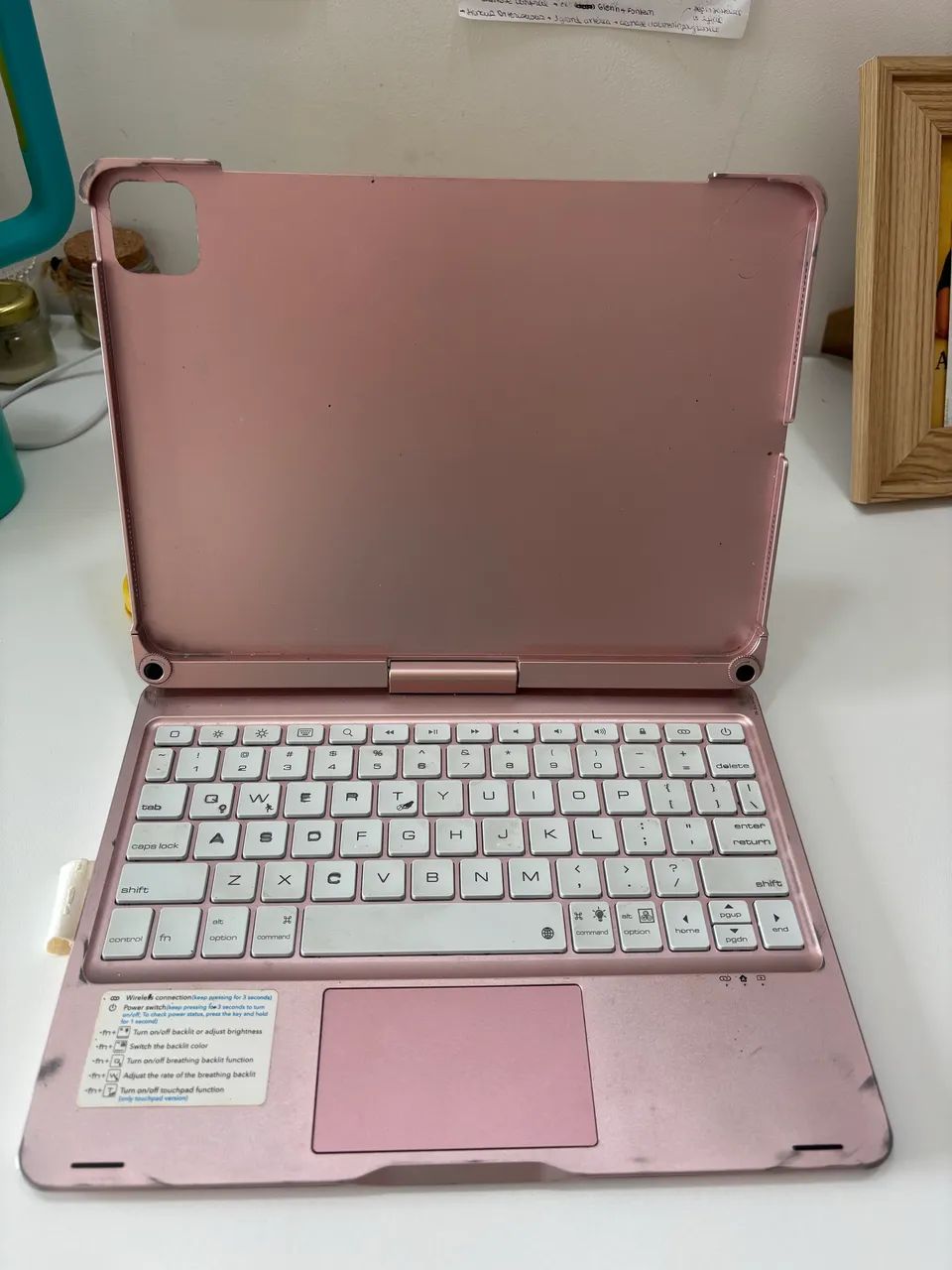 Edaiser capa giratória com teclado para IPad Air 4th - Foto 2