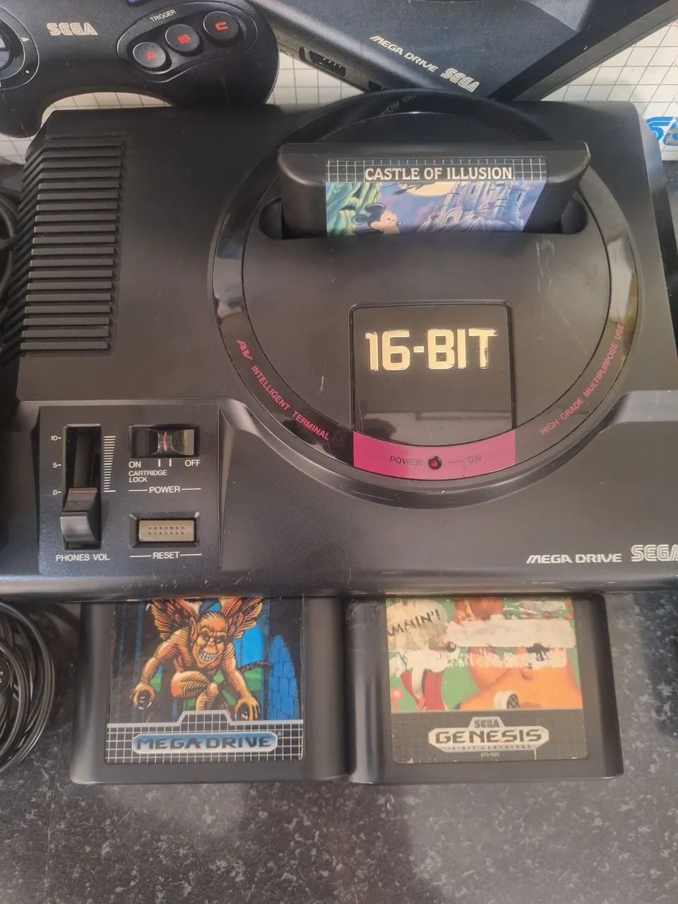 Megadrive na caixa, 2 controles e 8 jogos  - Foto 3