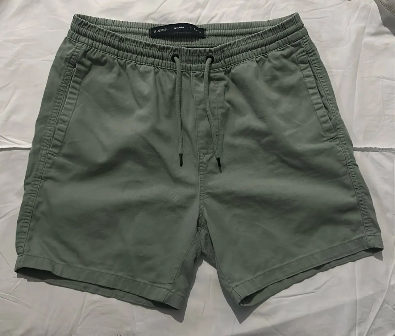 Bermuda masculina (P)
