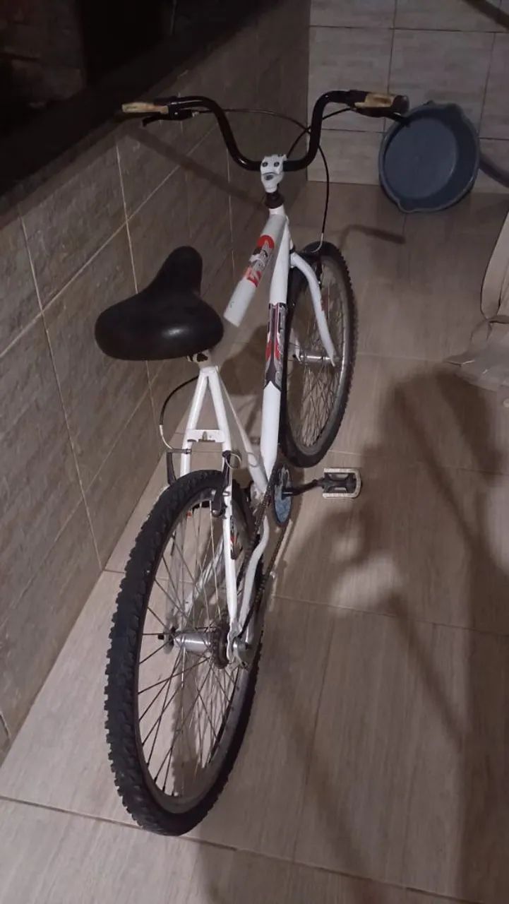 Bicicleta a venda ótimo estado nova