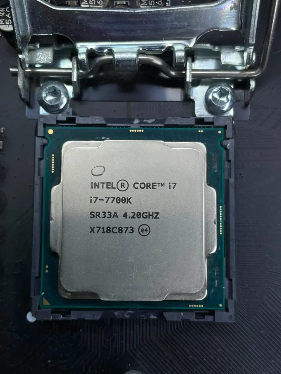 Intel Core i7-7700K 4.20GHz