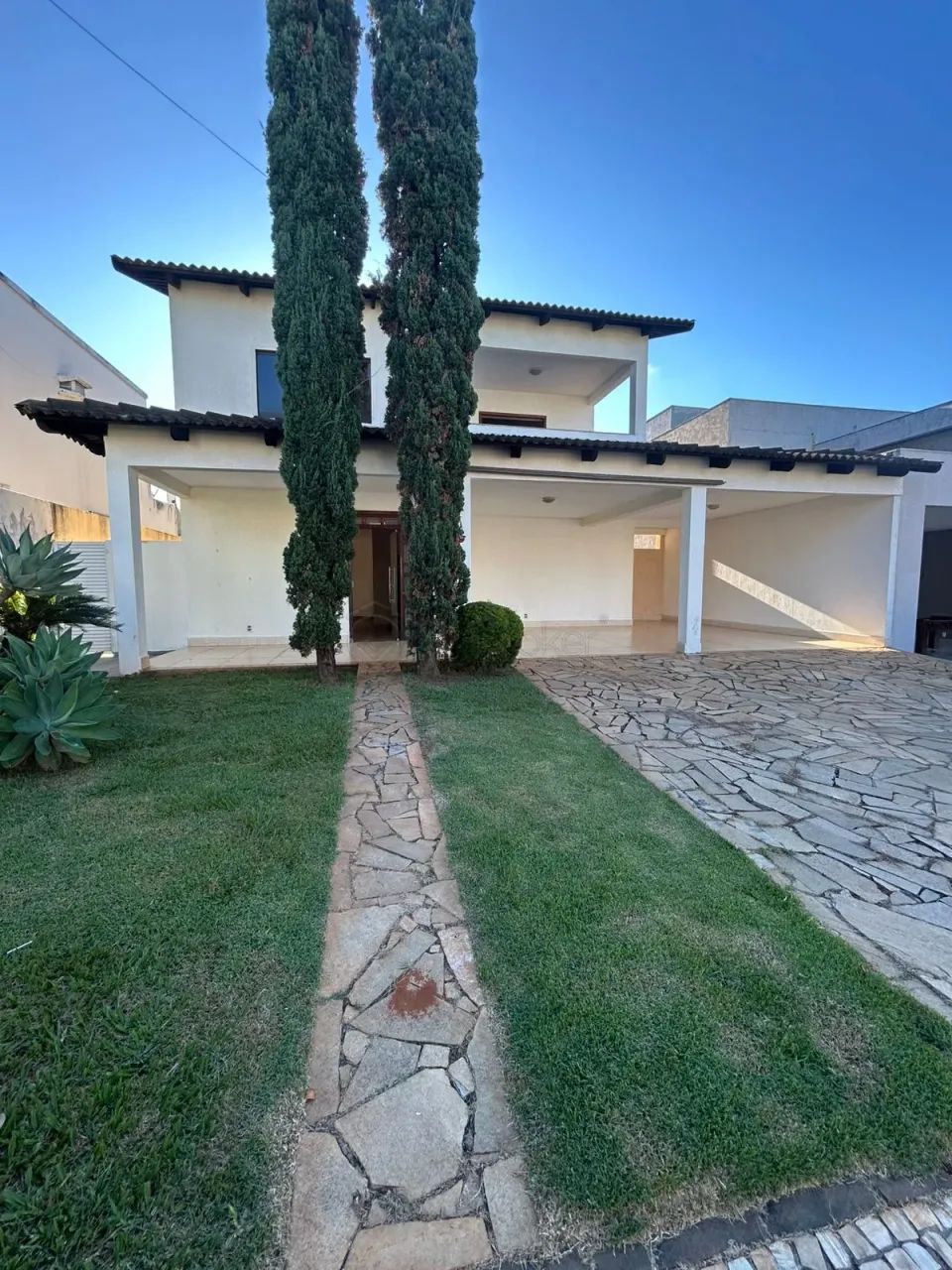 Casa em condomínio 4 Quartos - Jardins Florença