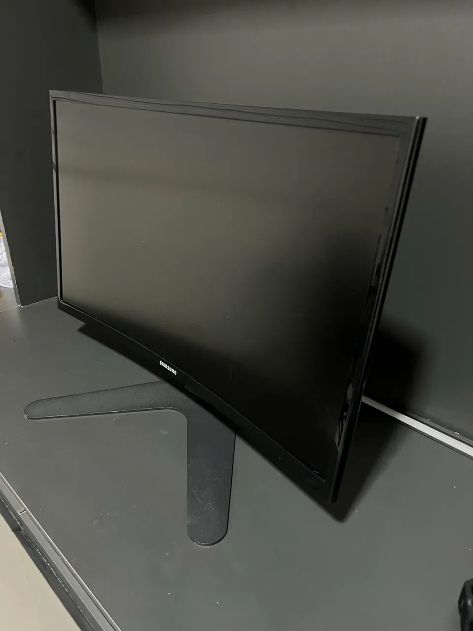 Monitor Samsung Curvo 24 Full HD - Foto 3