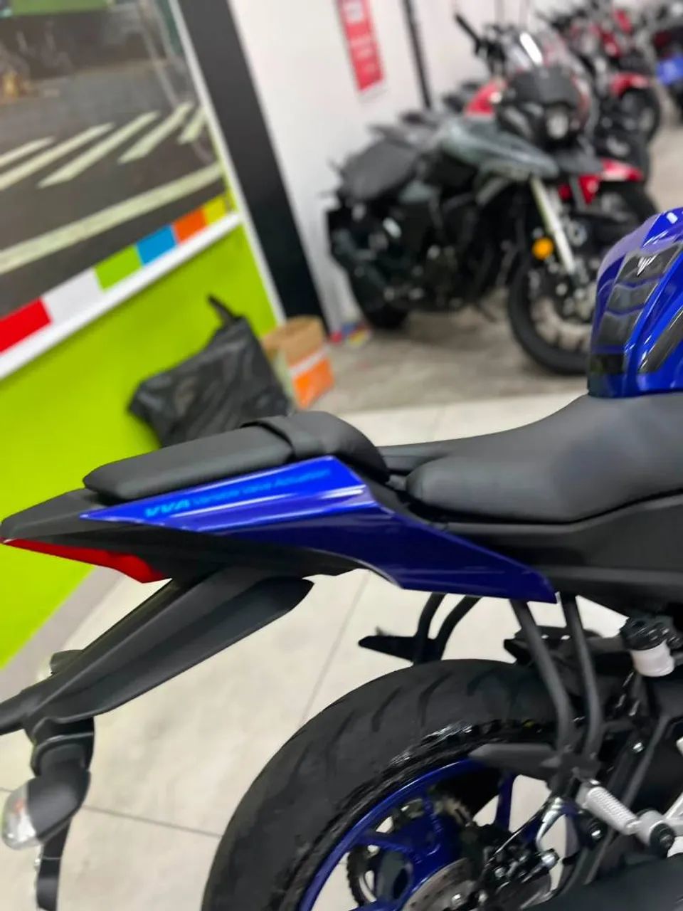 YAMAHA YZF R15 - Foto 3
