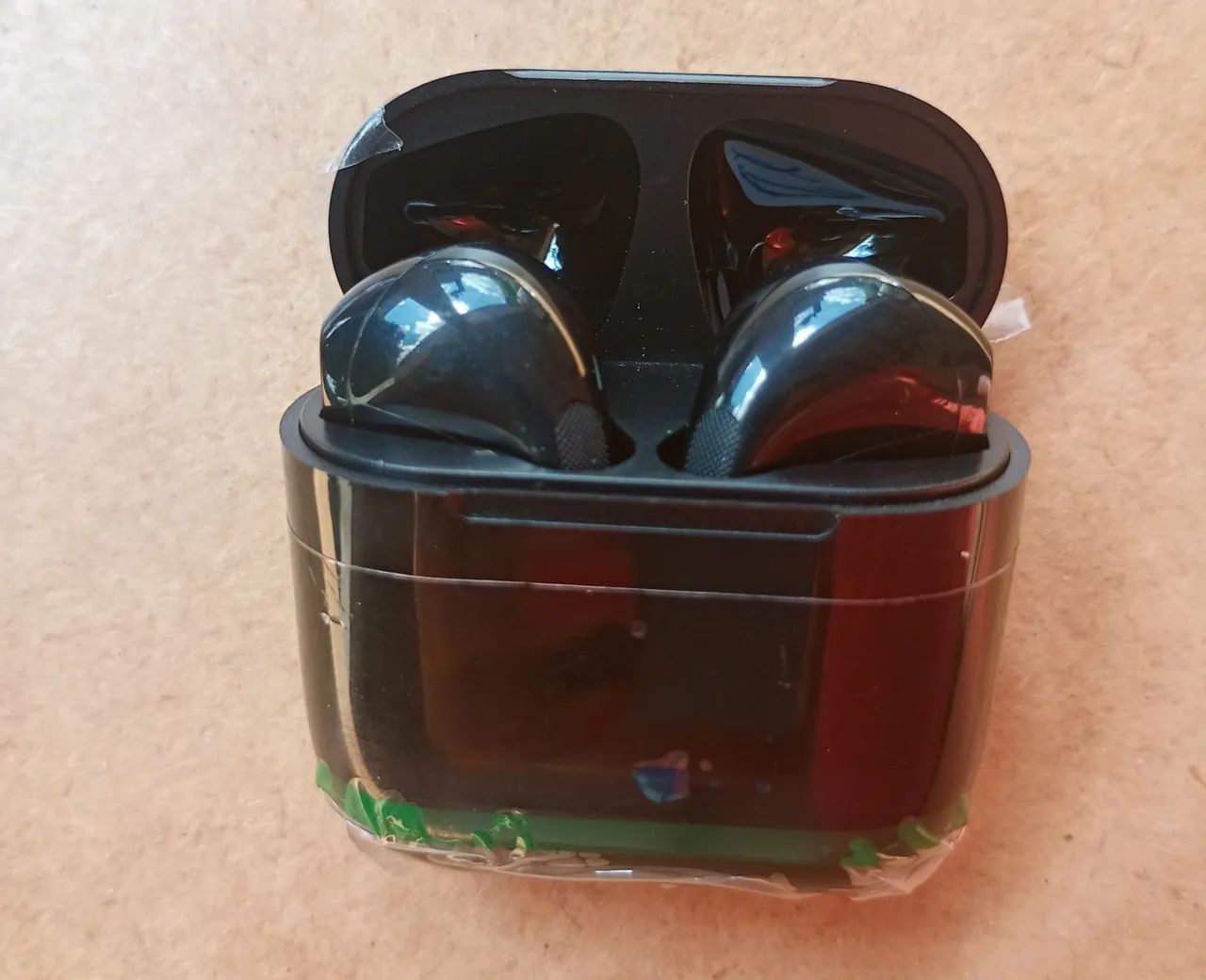 Fone de ouvido bluetooth sem fio  a prova de água 