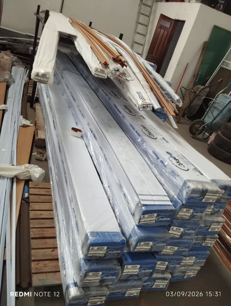 FORRO PVC BRANCO 4 E 6MT - Foto 3