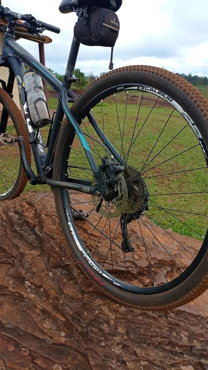Caloi Explorer 29 suspensão a Ar 27v - Foto 2