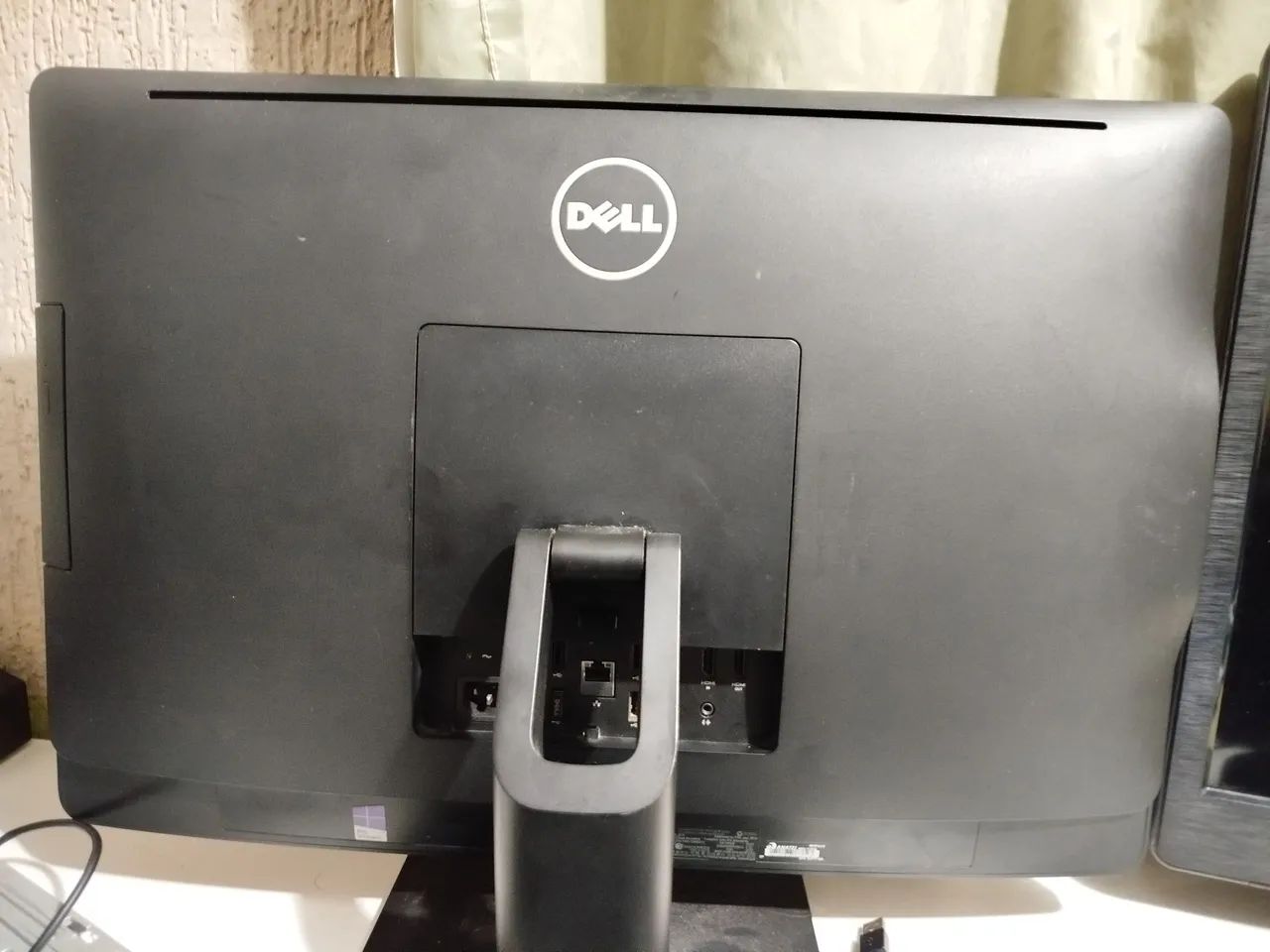Dell Inspiron 23 5348 - Foto 3