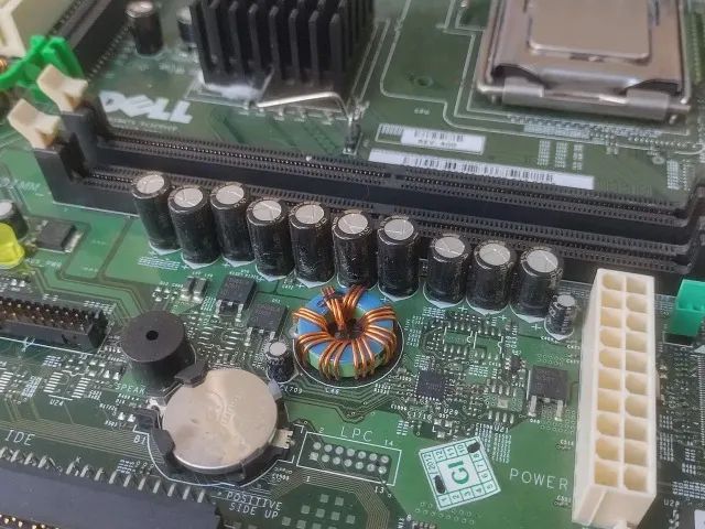 Placa mãe Dell gx 280 socket 775 Pentium 4 com pci express - Foto 3