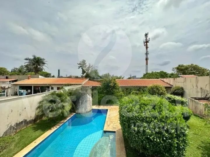 Casa com 5 Dormitórios (4 Suítes) no Parque Taquaral  Campinas